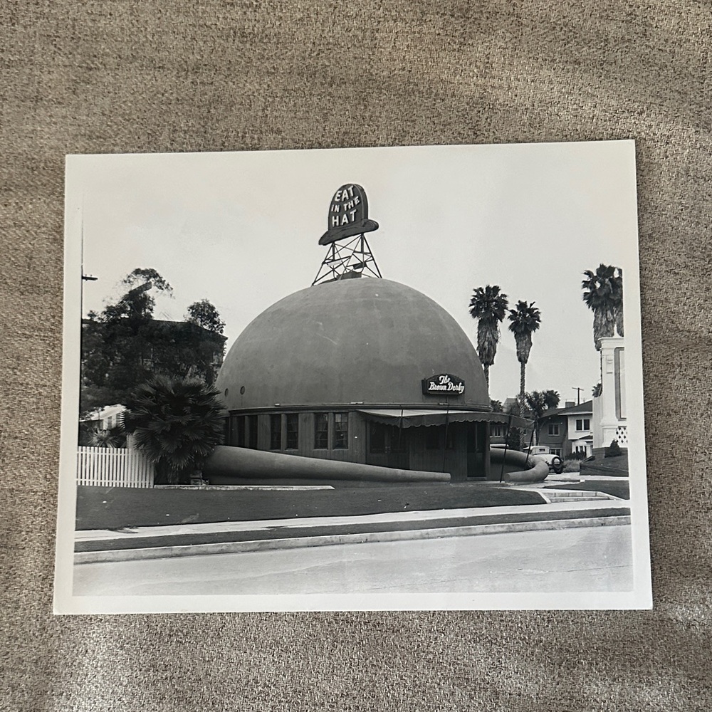 Vintage Black and White Photo of The Brown Derby Restaurant Los Angeles CA 8x10